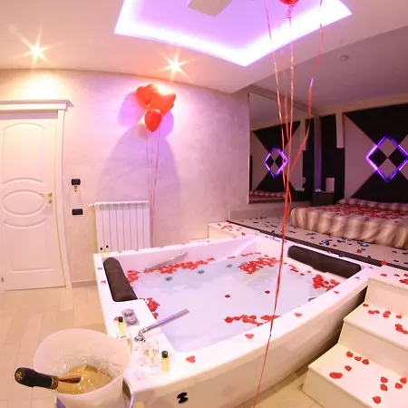 Chic Hotel 3*