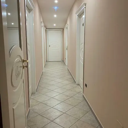 Chic Hotel